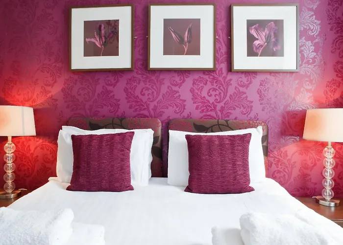 Pet Friendly hotel: Harrogate Boutique Apartments - Self Contained Apartments