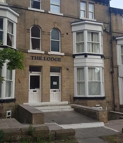 Hotel near College: The Lodge Harrogate